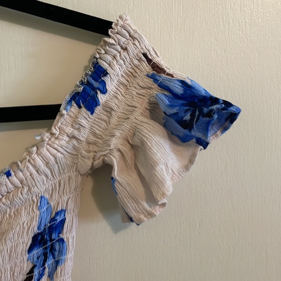 Crop Top - Picture 4 of 8